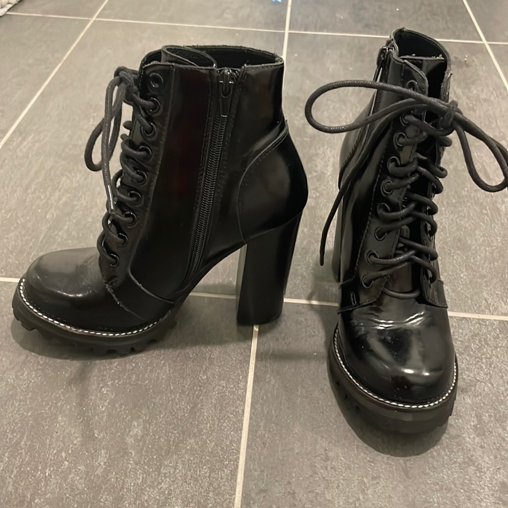 Jeffrey Campbell legion boots- gently worn
